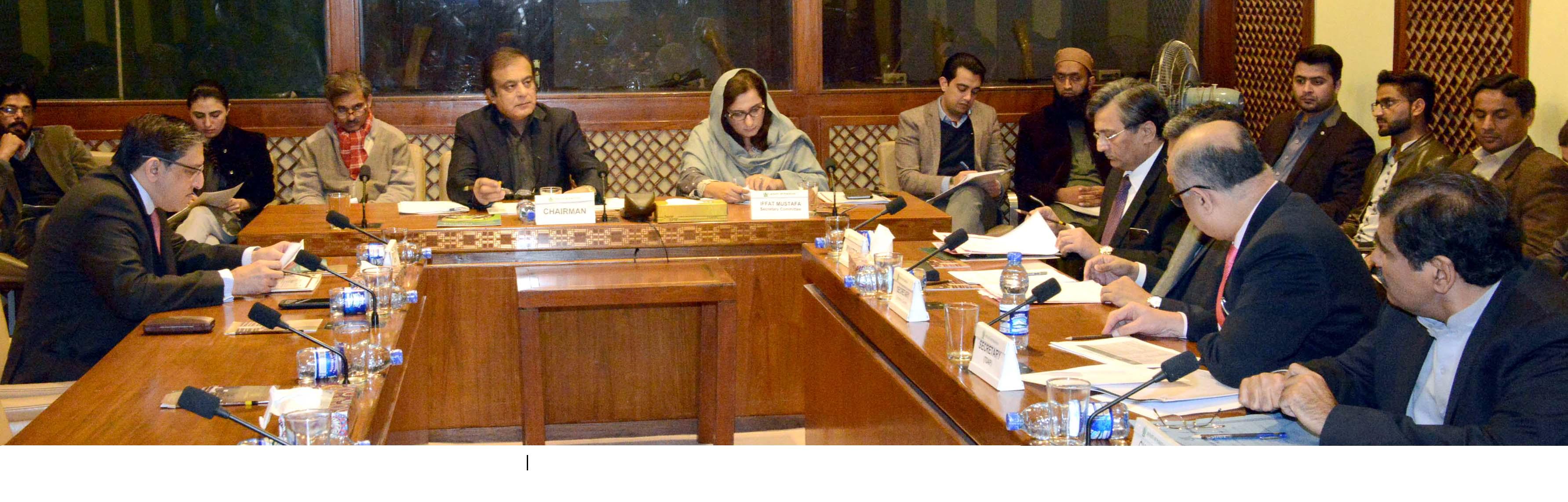 SENATOR SYED SHIBLI FARAZ, CHAIRMAN SENATE STANDING COMMITTEE ON COMMERCE AND TEXTILE INDUSTRY PRESIDING OVER A MEETING OF THE COMMITTEE AT PARLIAMENT HOUSE ISLAMABAD ON JANUARY 30, 2018.