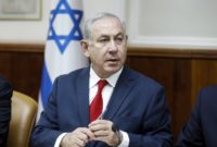Israeli Prime Minister Benjamin Netanyahu chairs the weekly cabinet meeting at his office in Jerusalem on May 27, 2018. / AFP PHOTO / POOL / MENAHEM KAHANA