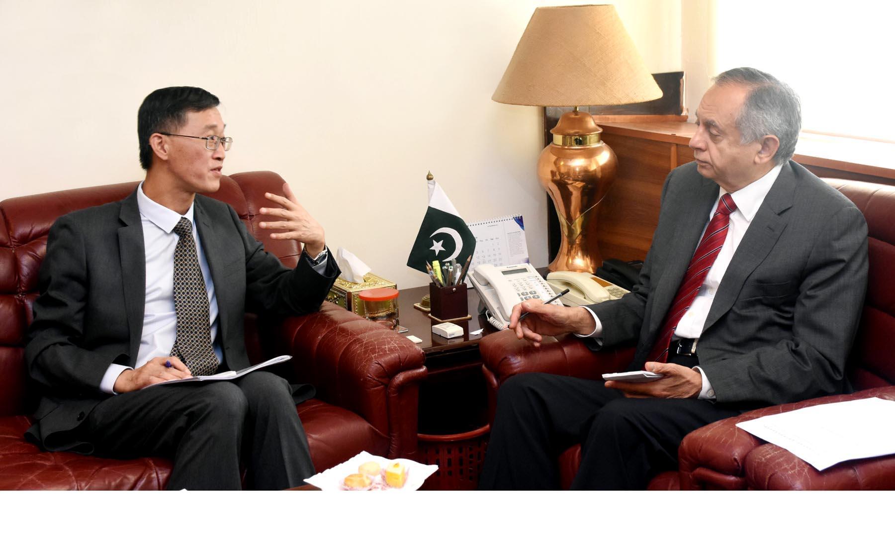 CHINESE AMBASSADOR, MR. YAO JING CALLED ON ADVISOR TO THE PRIME MINISTER ON COMMERCE, TEXTILE, INDUSTRY & PRODUCTION AND INVESTMENT, ABDUL RAZAK DAWOOD IN ISLAMABAD ON SEPTEMBER 14, 2018.