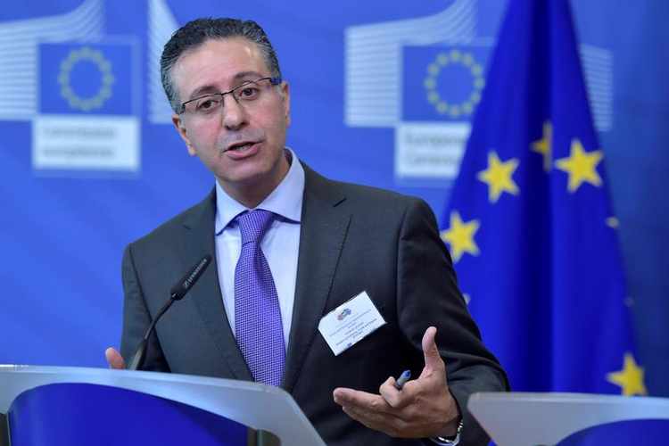 Jordan's Minister of Industry Yarub Qudah speaks at a news conference at the European Commission in Brussels, Belgium May 3, 2017. REUTERS/Eric Vidal - RC17C4968130