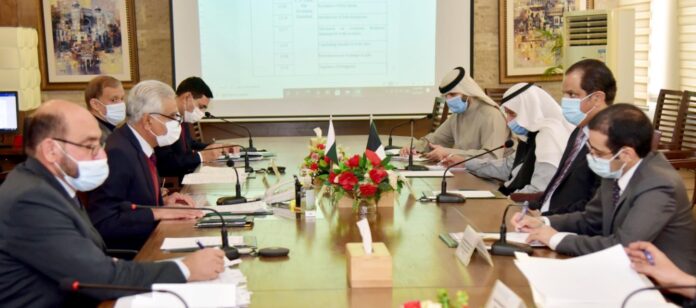 A  HIGH LEVEL KUWAITI DELEGATION LED BY MR. ALI SULIMAN AL-SAEED, ASSISTANT FOREIGN MINISTER VISITED MINISTRY OF ECONOMIC AFFAIRS IN ISLAMABAD ON JANUARY 28, 2021. MR. NOOR AHMED, SECRETARY EAD BREIFED DELEGATION ON PAK-KUWAIT ECONOMIC COOPERATION.