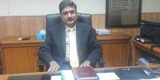 Collector Mubashir Baig transfers inspectors, appraisers & office superintendent