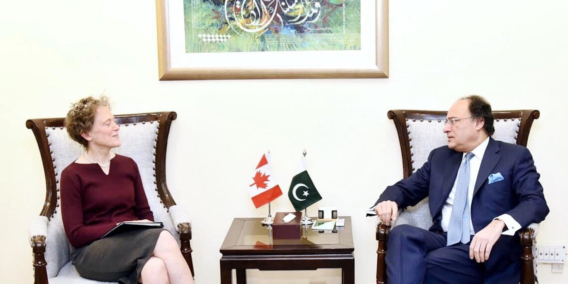 APP59-220524
ISLAMABAD: May 22 - Federal Minister for Finance & Revenue, Senator Muhammad Aurangzeb calls on by Canadian High Commissioner to Pakistan, Leslie Scanlon. APP/IQJ/TZD/ABB