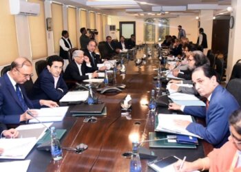 Federal Minister for Finance & Revenue Senator Muhammad Aurangzeb presiding over a meeting of Economic Coordination Committee (ECC) in Islamabad on 23rd May, 2024.