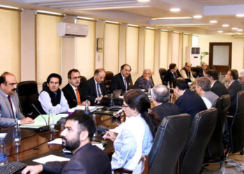 APP68-130624
ISLAMABAD: June 13 - Federal Minister for Finance & Revenue Senator Muhammad Aurangzeb presiding over a meeting of Economic Coordination Committee (ECC). APP/ABB