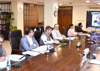APP33-300624
ISLAMABAD: June 30 - Federal Minister for Finance & Revenue Senator Muhammad Aurangzeb presiding over a meeting of Economic Coordination Committee (ECC). APP/TZD