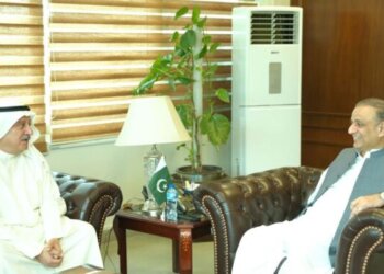 Ambassador of Kuwait to Pakistan, Abdul Rehman Jay. Al-Mutiari called on Federal Minister for Board of Investment, Privatization and Communications, Abdul Aleem Khan in Islamabad on July 22, 2024.