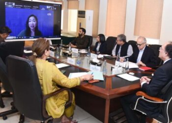 Islamabad: 5th September, 2024. Federal Minister for Finance & Revenue Senator Muhammad Aurangzeb in a virtual meeting with MS. Johanna Chua, Head-Global Emerging Markets Economics, Citi Global Markets, and its partners and investors from different parts of the world.