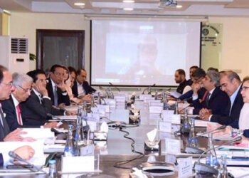 APP46-031024
ISLAMABAD: October 03-Federal Minister for Finance and Revenue Senator Muhammad Aurangzeb chaired the meeting of the Economic Coordination Committee (ECC) at the Finance Division in Federal Capital. APP/ABB/SSH