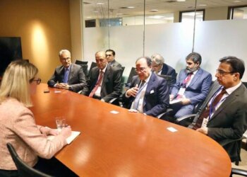 APP02-230425
WASHINGTON: April 23 - Federal Minister for Finance and Revenue Senator Muhammad Aurangzeb meeting with the commercial team of Moody's during the IMF-World Bank Spring Meetings 2025 in Washington D.C. APP/MAF/TZD