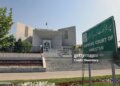 The Supreme Court of Pakistan building in Islamabad, Pakistan, on Tuesday, April 5, 2022. To avoid losing a no-confidence vote in parliament, Pakistan leader Imran Khan instead triggered an unprecedented political crisis. Now the question is whether voters will reward him at the next election. Photographer: Asad Zaidi/Bloomberg via Getty Images
